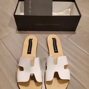 Steve, by Steve Madden Greece slide